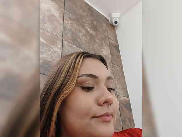 AlannaRousse webcam