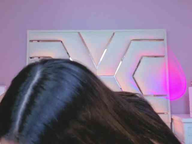 AlannaRousse webcam
