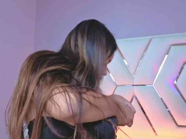 AlannaRousse webcam
