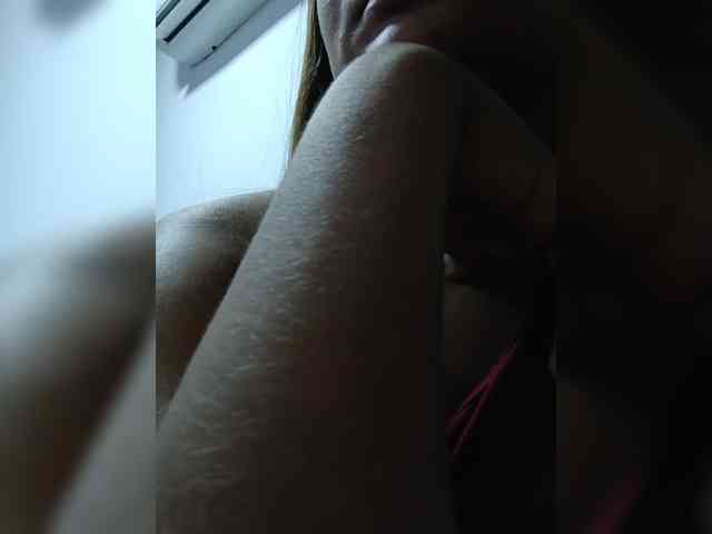 AlannaRousse webcam