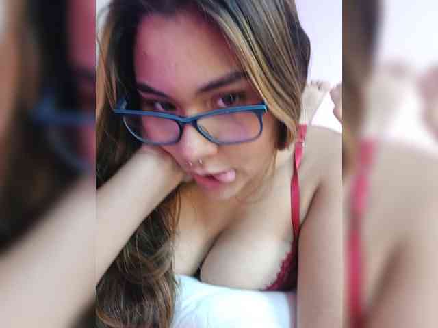 AlannaRousse webcam