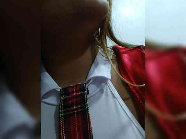 AlannaRousse webcam
