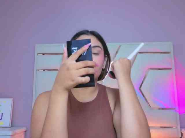 AlannaRousse webcam