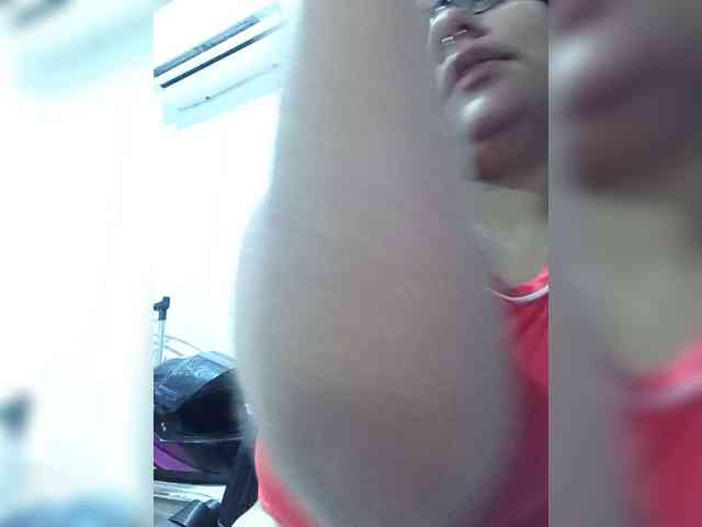 AlannaRousse webcam