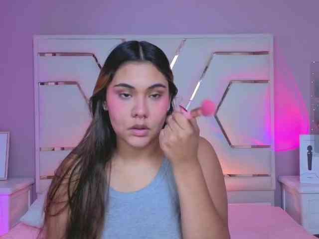 AlannaRousse webcam