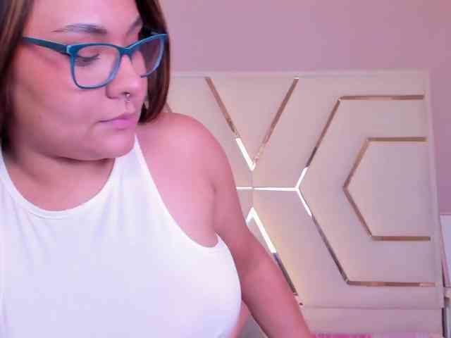 AlannaRousse webcam