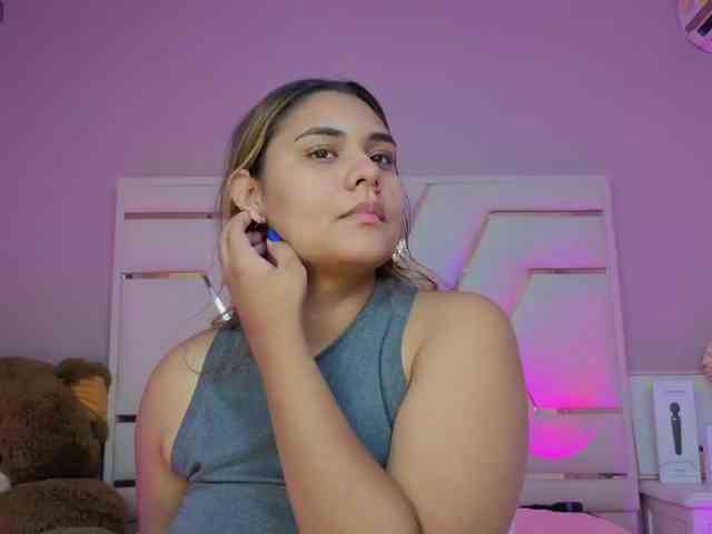 AlannaRousse webcam