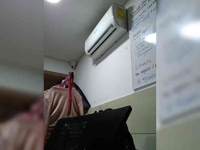 AlannaRousse webcam