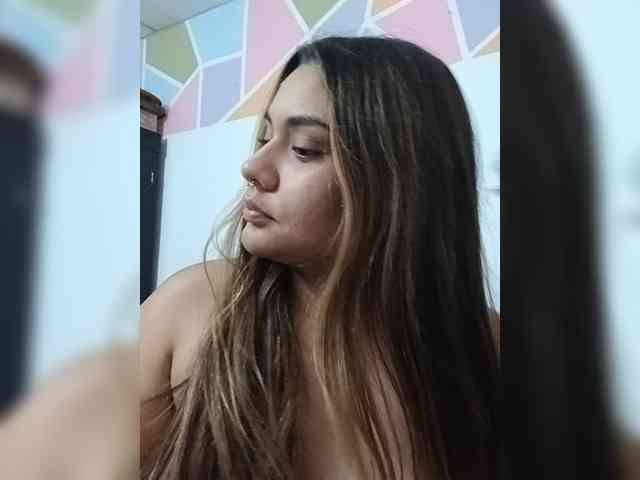 AlannaRousse webcam
