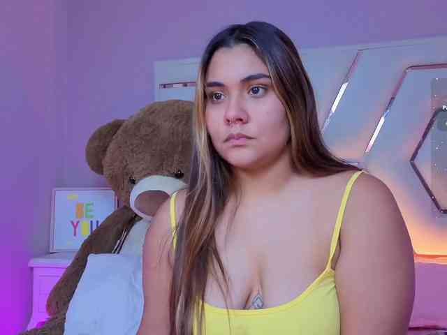 AlannaRousse webcam
