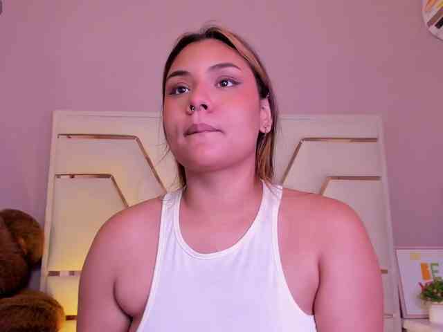 AlannaRousse webcam