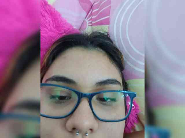 AlannaRousse webcam