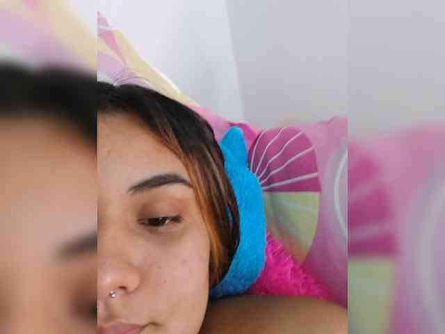 AlannaRousse webcam