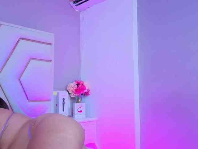 AlannaRousse webcam
