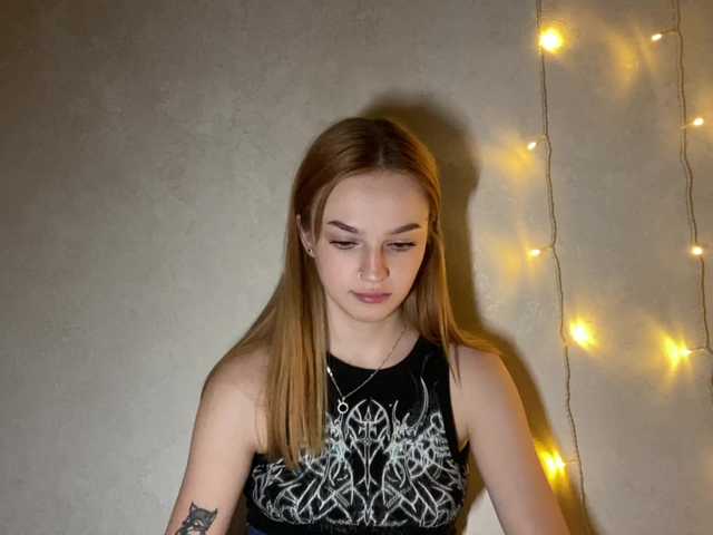 EvaKapnist live cam on BongaCams
