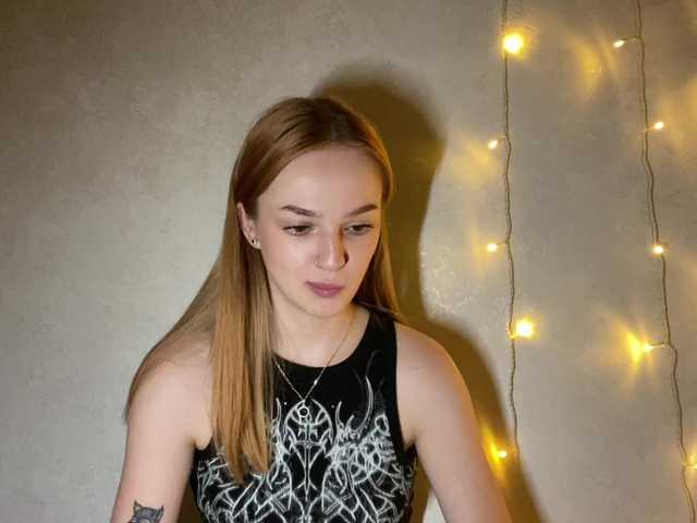 EvaKapnist live cam on BongaCams