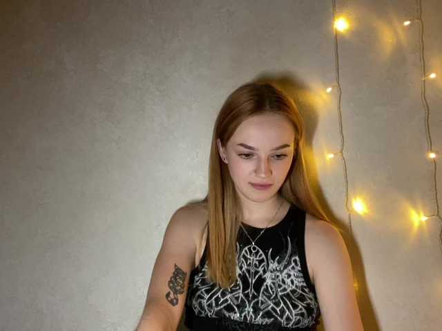 EvaKapnist live cam on BongaCams