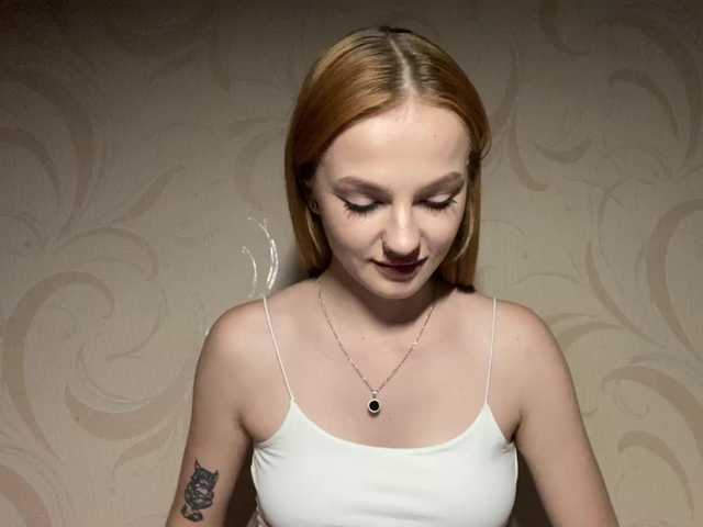 EvaKapnist live cam on BongaCams