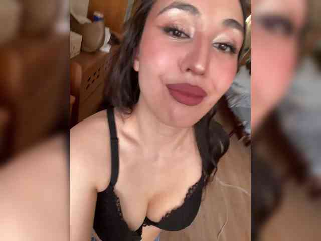 DarkLuna9 webcam