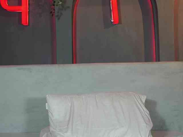 LiliCox webcam