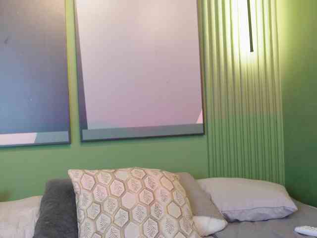 LiliCox webcam