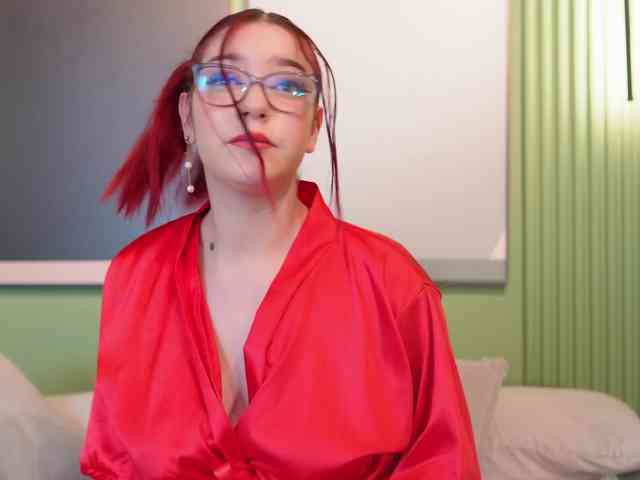 LiliCox webcam