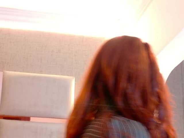 EvaHills live cam on BongaCams