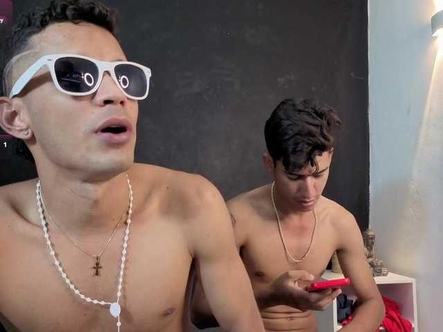 sexesauvage-ads live show
