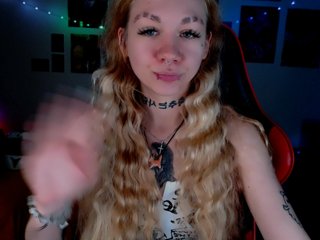 Nica-Kawaii Porn Show