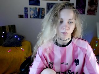 Nica-Kawaii Porn Show