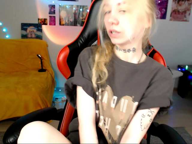Nica-Kawaii live webcam show