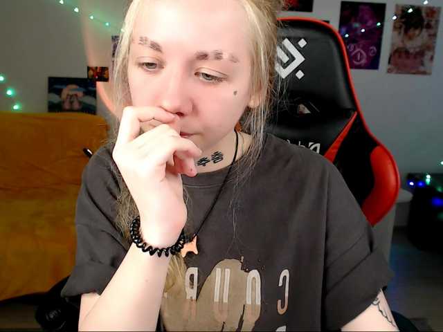 Nica-Kawaii live cam on BongaCams