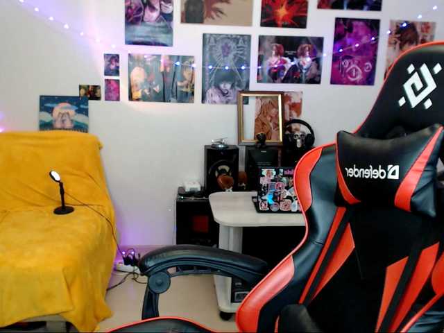 Nica-Kawaii live cam on BongaCams