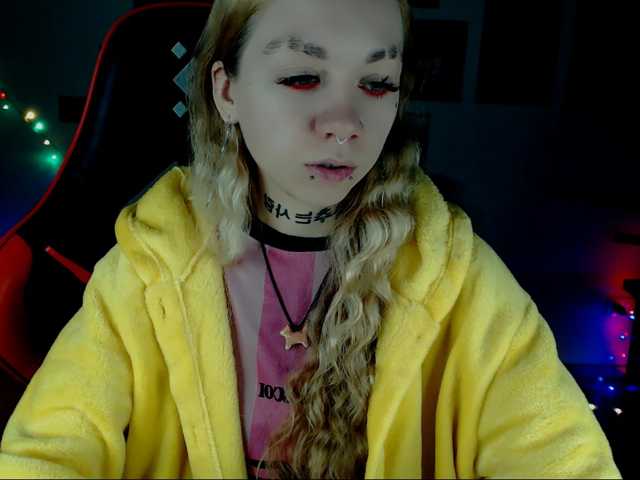 Nica-Kawaii live cam on BongaCams
