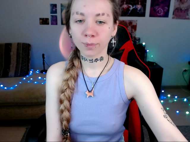 Nica-Kawaii live cam on BongaCams