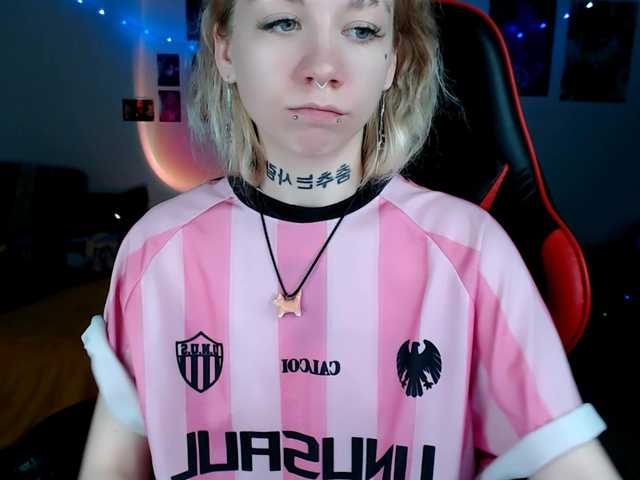 Nica-Kawaii live cam on BongaCams