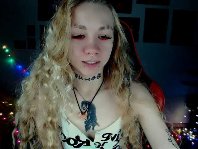 Nica-Kawaii live cam on BongaCams