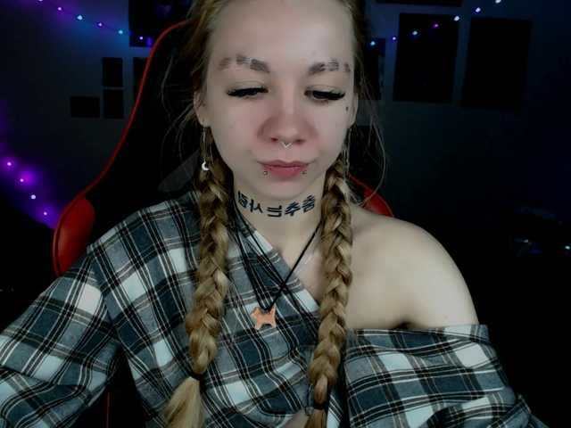 Nica-Kawaii live cam on BongaCams