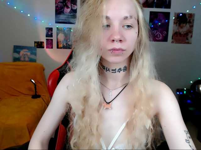 Nica-Kawaii live webcam show