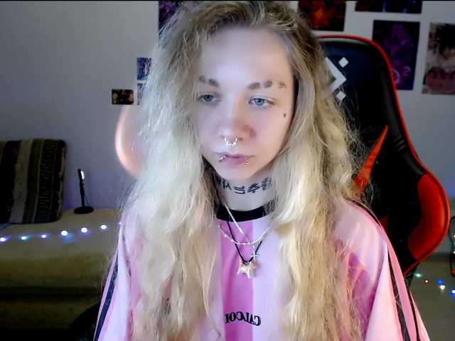 Nica-Kawaii live cam on BongaCams