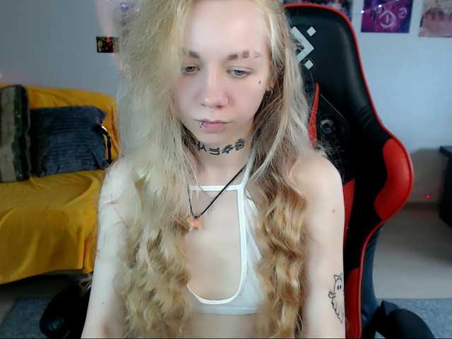 Nica-Kawaii live cam on BongaCams