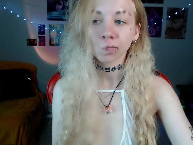 Nica-Kawaii live cam on UnifiedCams