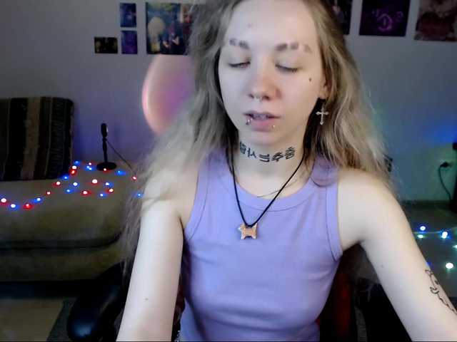 Nica-Kawaii live cam on BongaCams