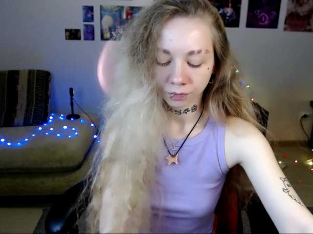 Nica-Kawaii live cam on BongaCams