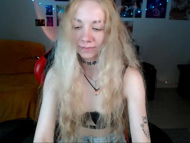 Nica-Kawaii live cam on BongaCams