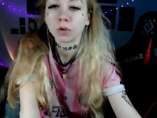 Nica-Kawaii live cam