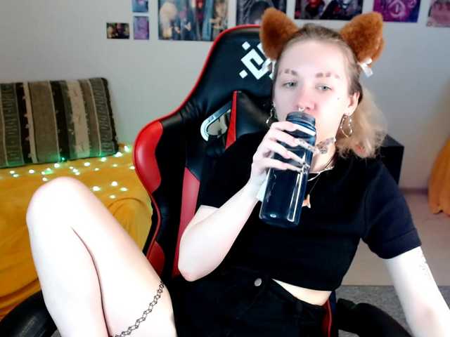 Nica-Kawaii live cam on BongaCams