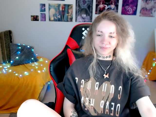 Nica-Kawaii live cam on BongaCams