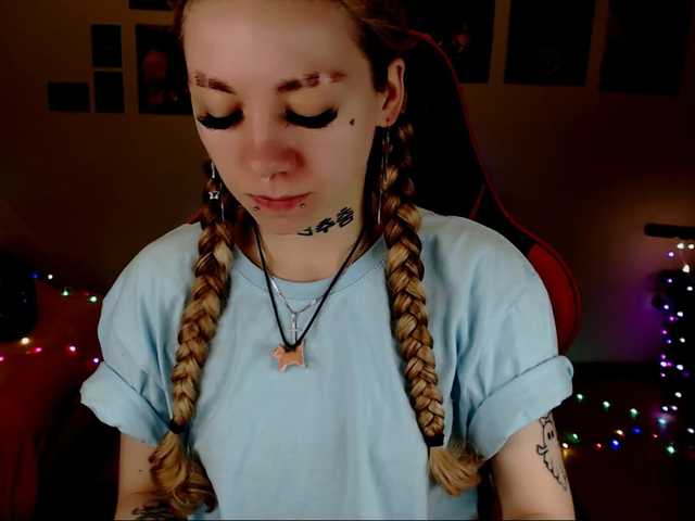 Nica-Kawaii live cam on BongaCams