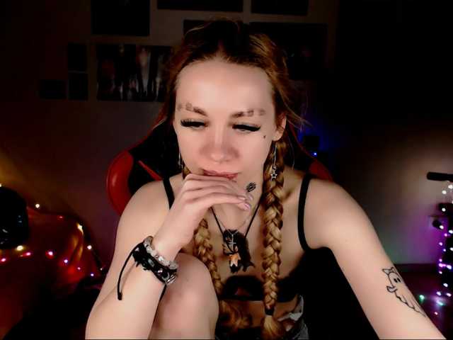 Nica-Kawaii live cam on BongaCams